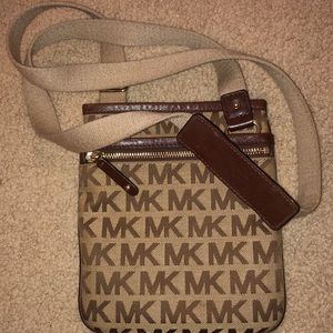 Michael Kors magnetic snap satchel